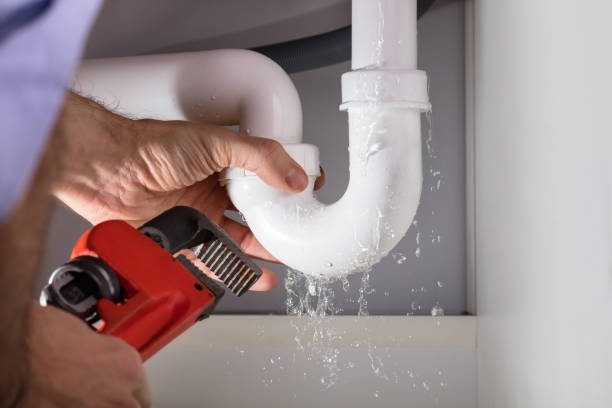 water leaks - juan and only plumber